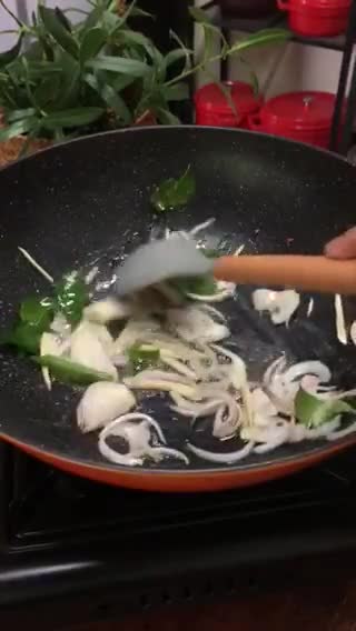 Gambar langkah 1 resipi Gulai Ikan Kembung.