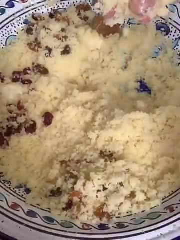 Une image de l'étape 3 de S’effa🍨couscous 🥄sucré aux fruits secs.