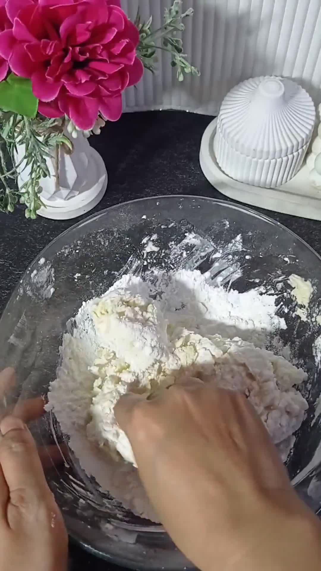 Foto langkah ke 7 dari resep Beef Mochi Burger.