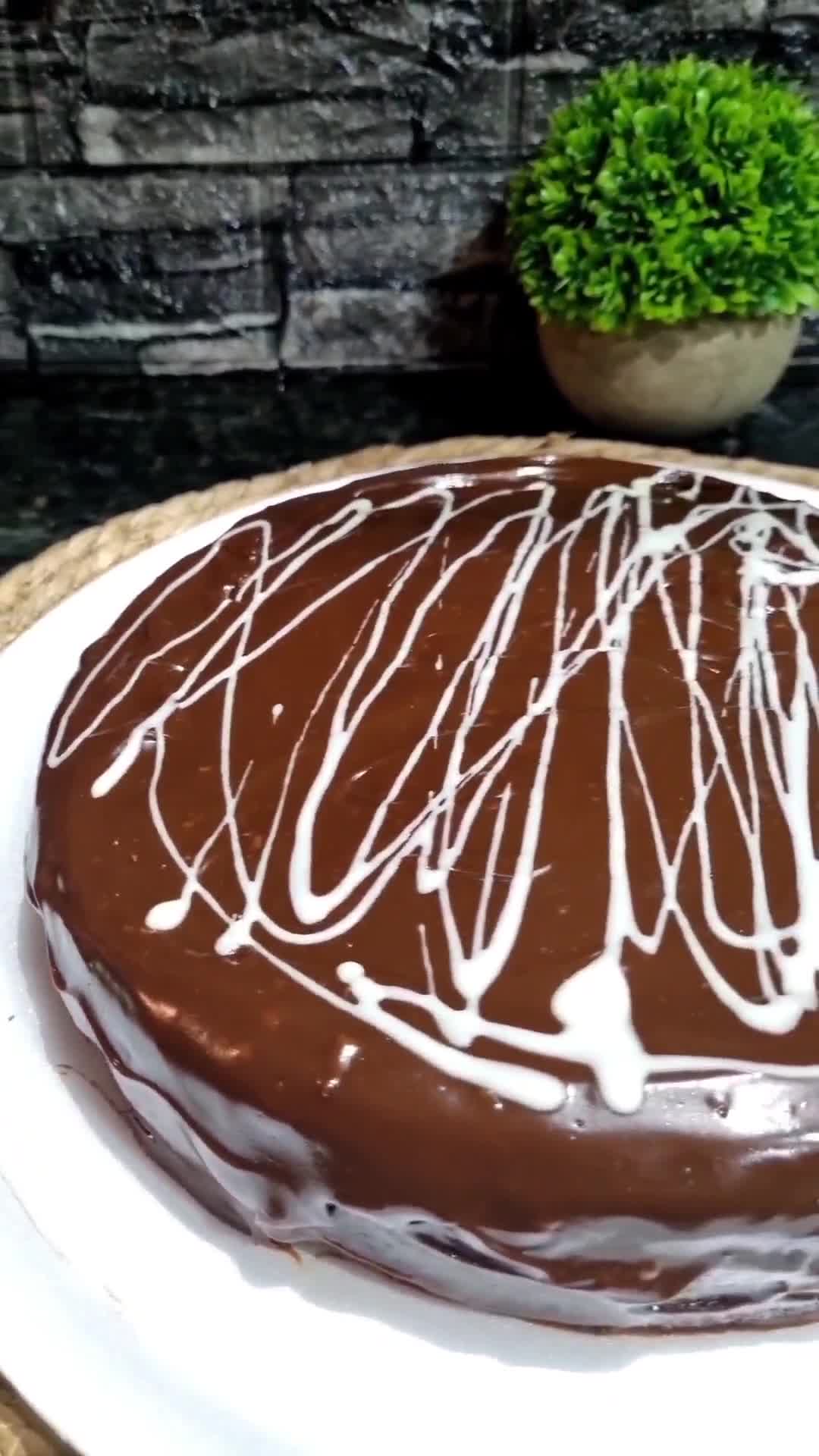 Foto del paso 5 de la receta: TORTA Húmeda DE CHOCOLATE Y DULCE DE LECHE ❤️