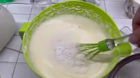 Foto del passaggio 1 della ricetta Rotolo alle ciliegie