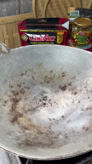 Gambar langkah 1 resipi MASAK LEMAK SAMBAL HIJAU PETAI PUCUK MIDIN & UDANG HARIMAU.