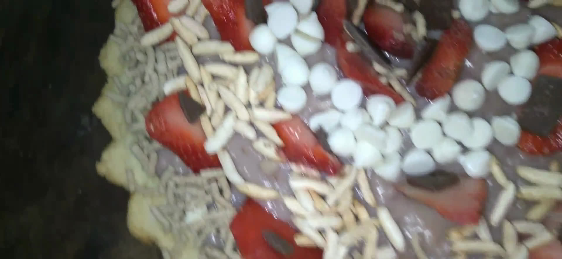 Foto del paso 5 de la receta: Tarta fresca de frutillas y cereales!!🍎🍎