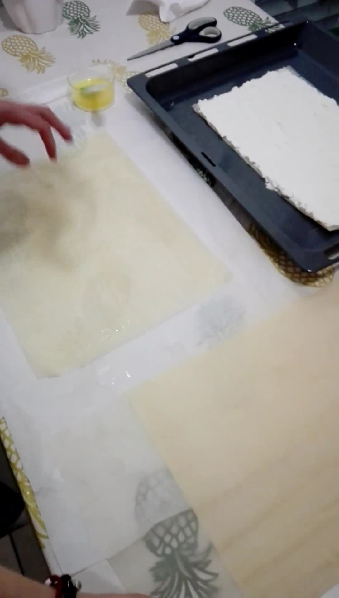 Foto del paso 4 de la receta: Pastel crujiente de queso o Mutabbaq