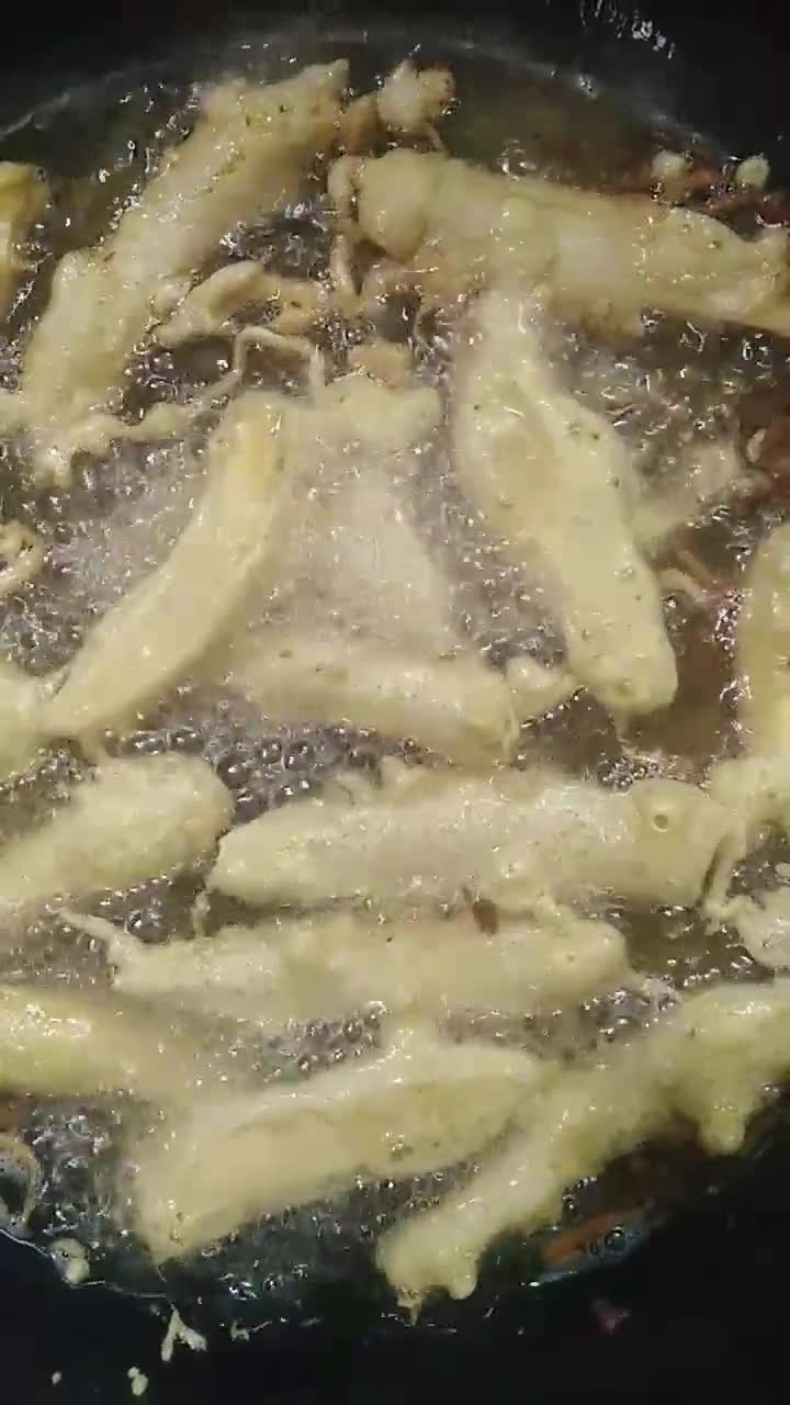 A picture of step 5 of Daal chawal aur keri k pakorey.