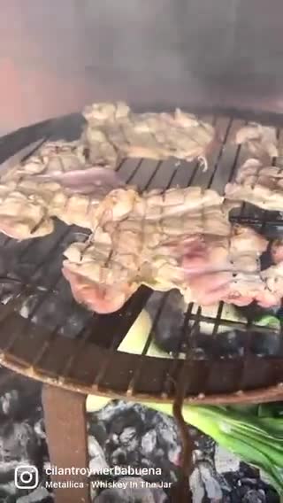 Foto del paso 1 de la receta: Tacos de pollo a la brasa