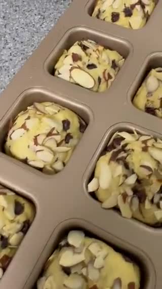 Foto del passaggio 7 della ricetta Muffin di Patate Dolci e Cioccolato