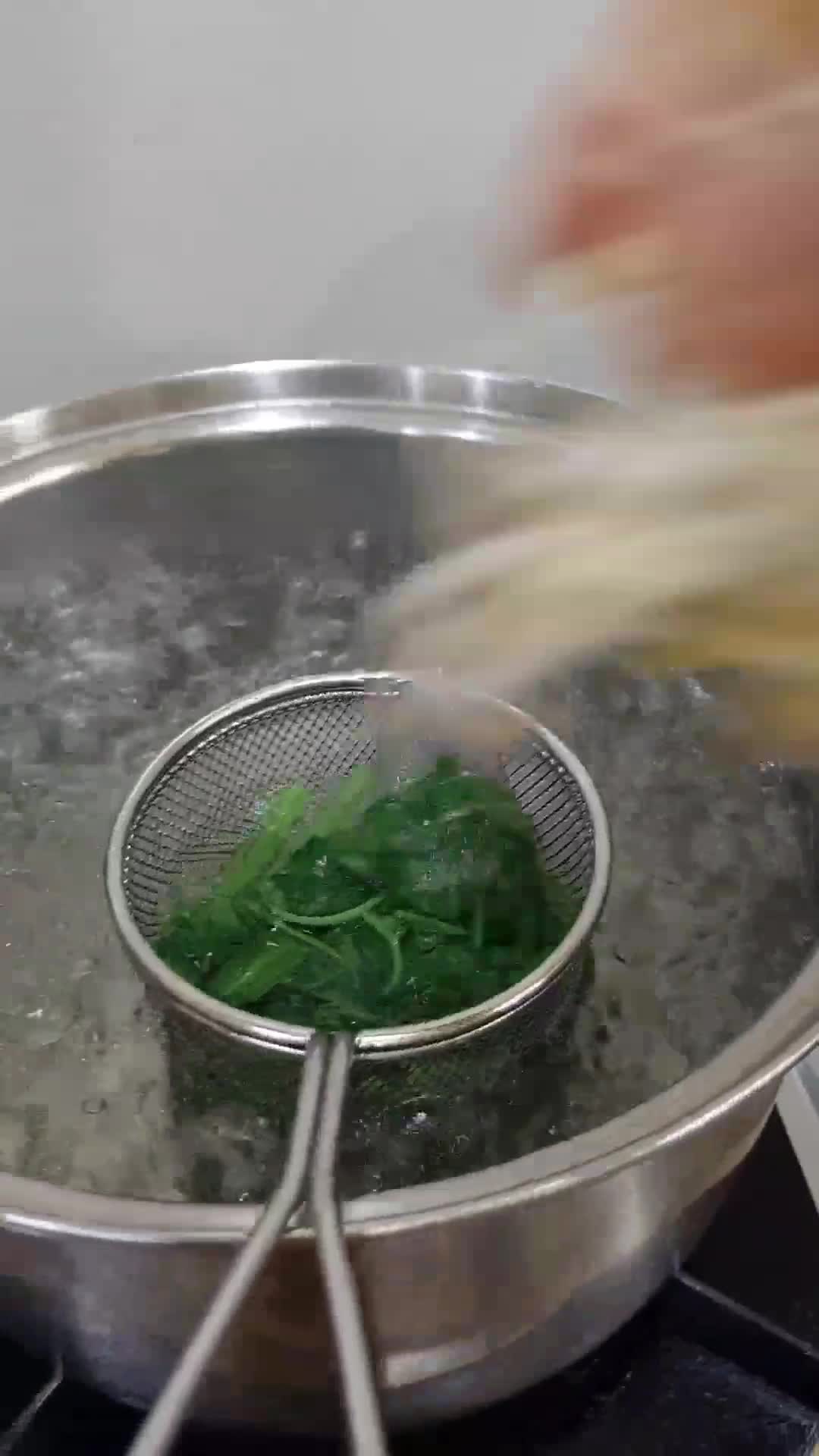 Foto langkah ke 3 dari resep Mie/ Bihun Kangkung (487).