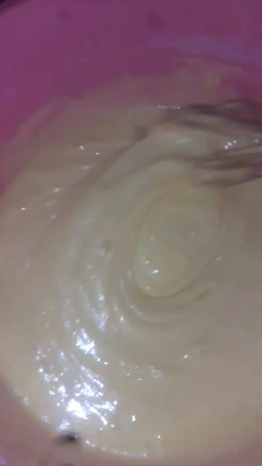 صورة لخطوة 3 من وصفة كيكة العشر ملاعق بدوق ليمون 😍 روعة 😋
