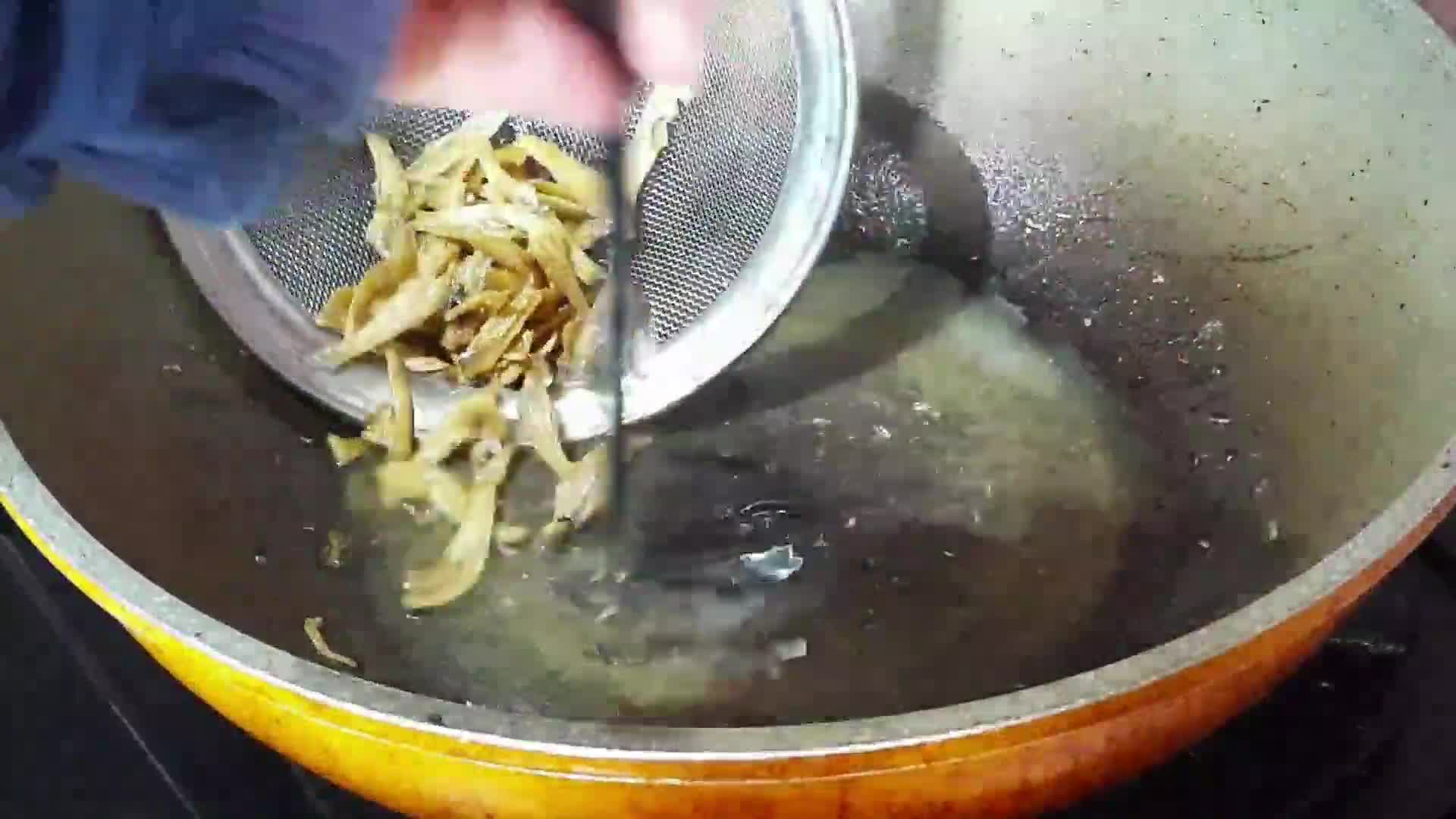 Foto langkah ke 1 dari resep Nasi goreng satset.