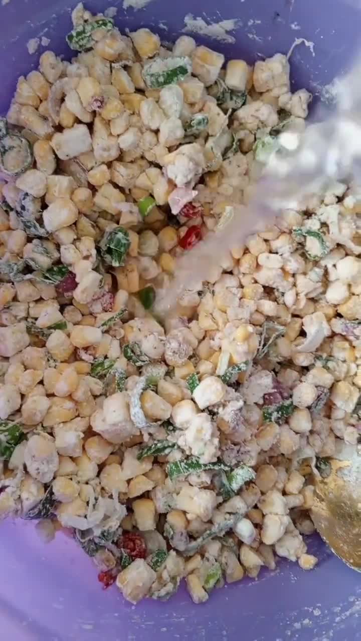 Foto langkah ke 3 dari resep Bakwan Jagung Moucup.
