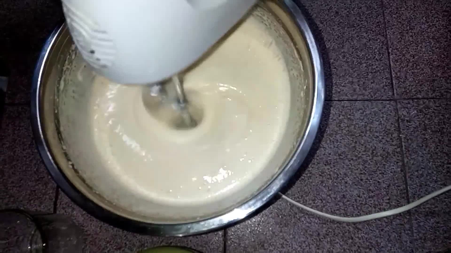 Foto del paso 2 de la receta: Budín de naranja esponjoso