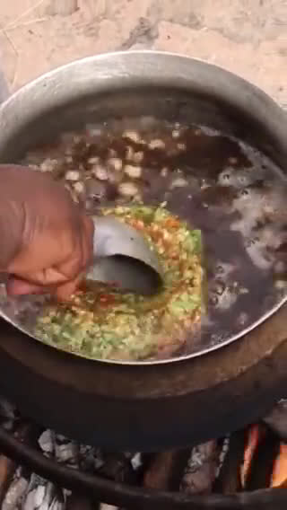 A picture of step 5 of Miyan wake da kubewa (tosun yala).