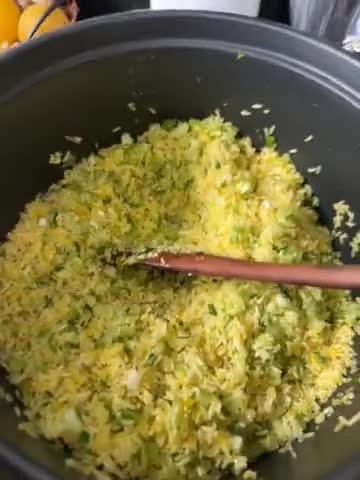 Foto del paso 4 de la receta: Arroz con naranja y apio