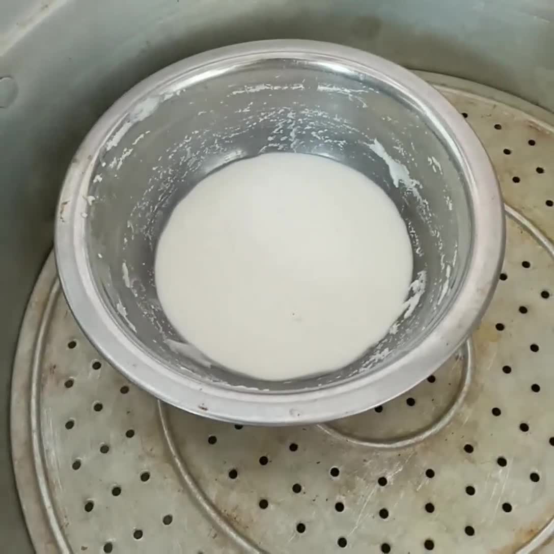 Foto langkah ke 1 dari resep Donat Mochi (Pon de Ring).