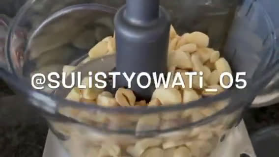 Foto langkah ke 1 dari resep Garlic Paste / BACEMAN Bawang Putih.