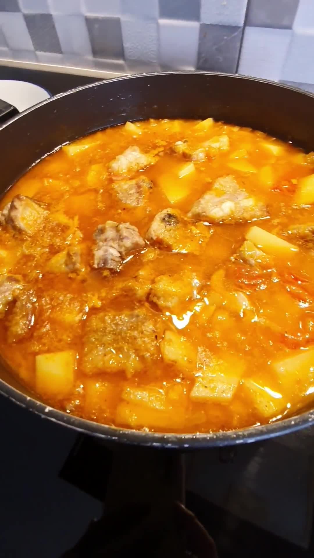 Foto del paso 3 de la receta: Costillas guisadas con patatas