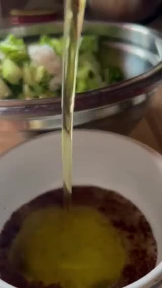 صورة لخطوة 1 من وصفة سلطة البرتيزل