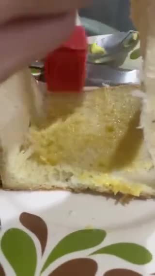 Foto langkah ke 4 dari resep Honey Toast Dessert ala Cafe.