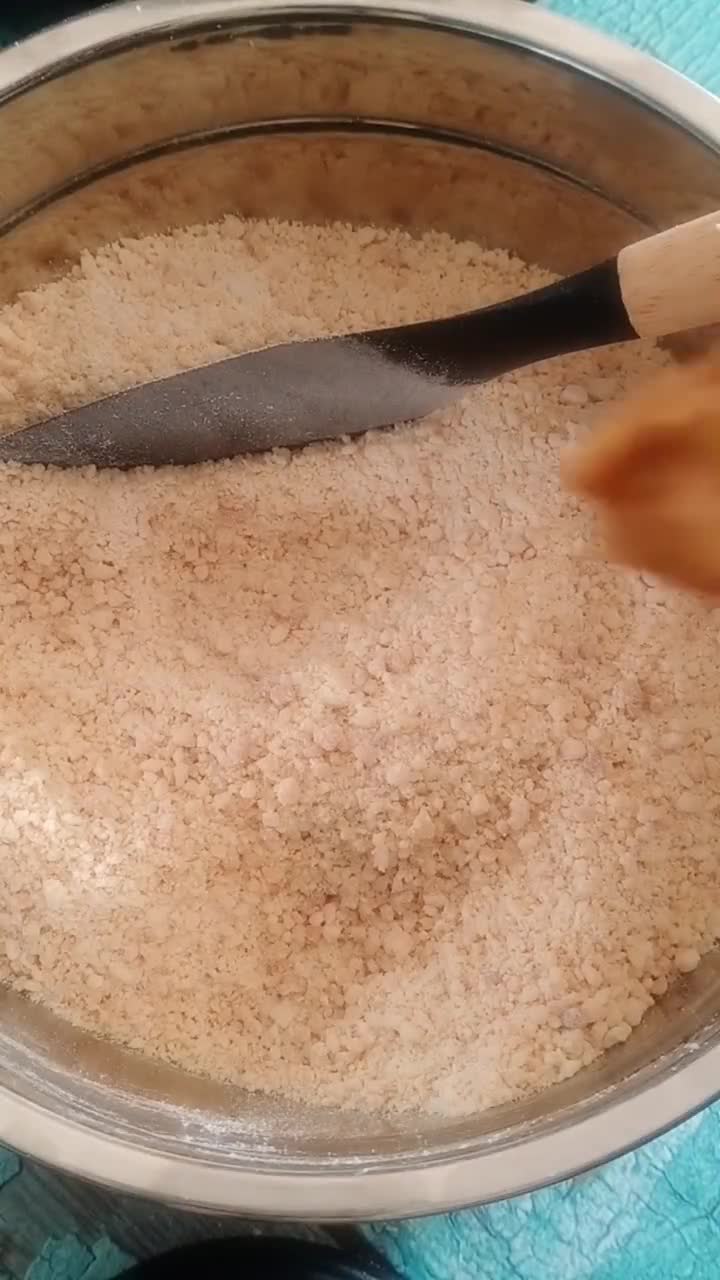 Gambar langkah 4 resipi Biskut Makmur.