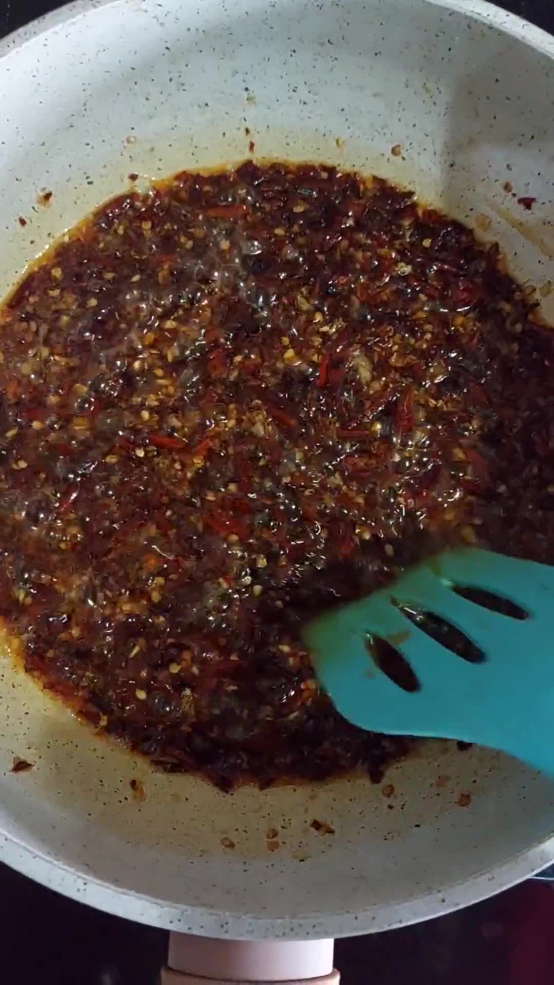Foto langkah ke 3 dari resep Chili Oil 🌶.