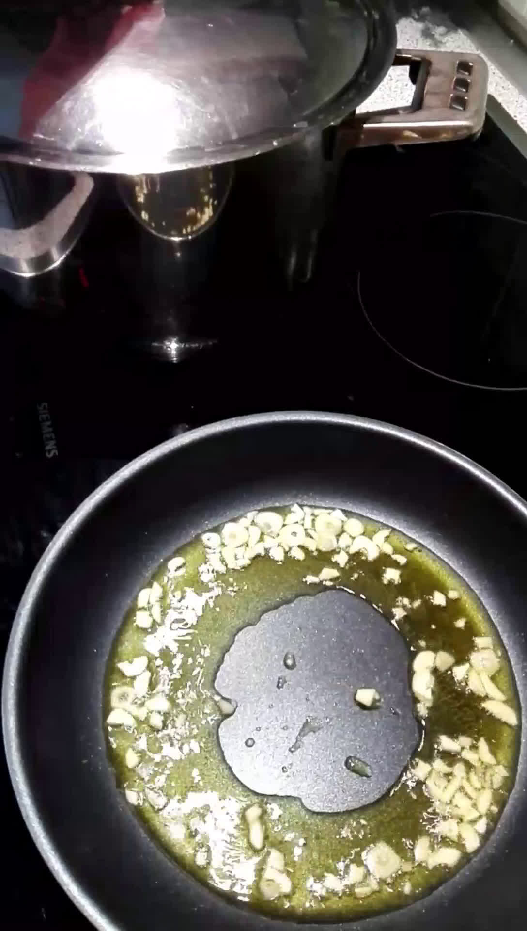 Foto del paso 3 de la receta: Coliflor gratinada con queso de cabra al estilo de Calahorra