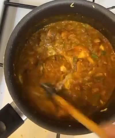 صورة لخطوة 4 من وصفة صينية المكرونه بالتونه والبشاميل الكذاب🍝😋!