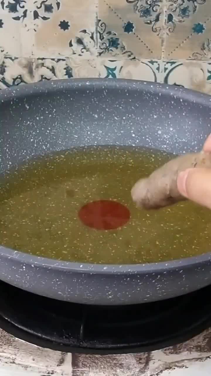 Gambar langkah 4 resipi Keropok lekor homemade.