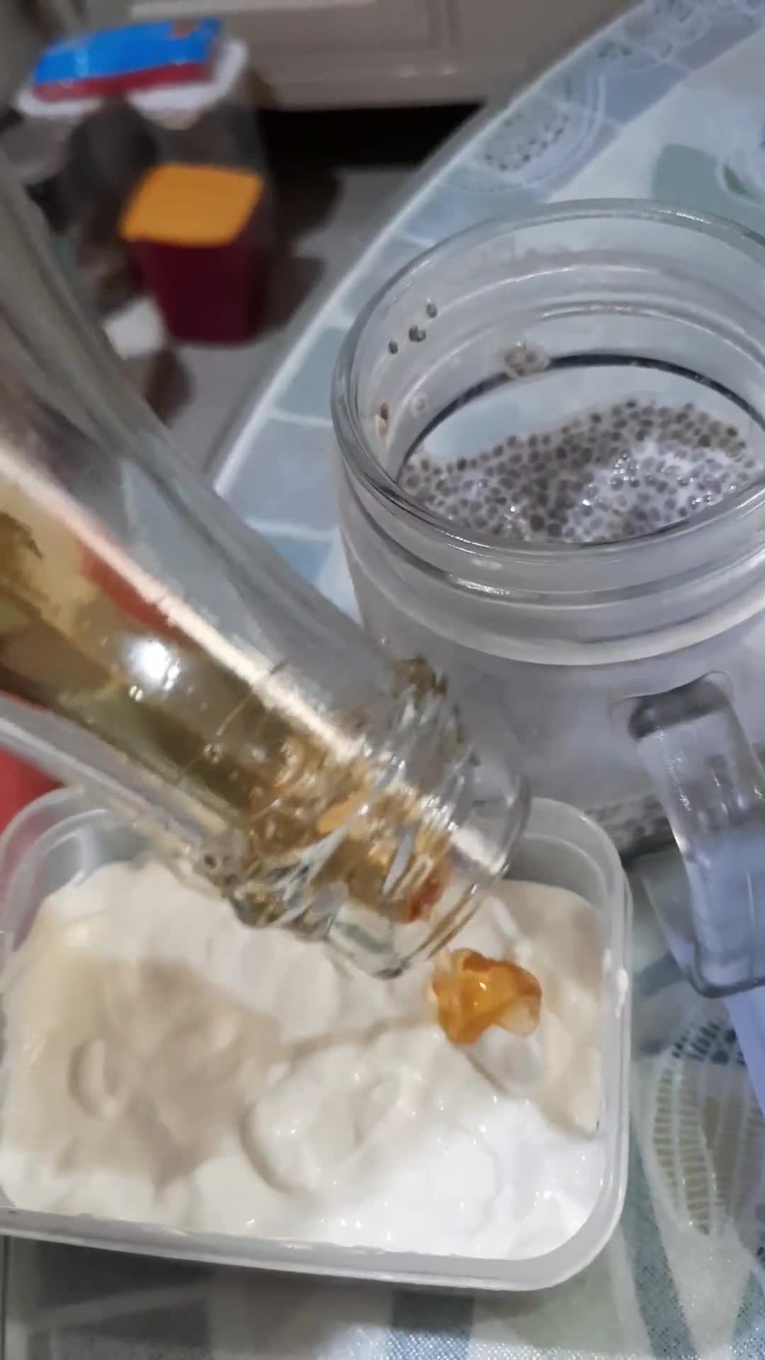 Foto langkah ke 3 dari resep Chia Pudding.