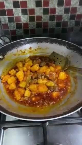 Foto langkah ke 2 dari resep Sambalado Kentang Ampela.
