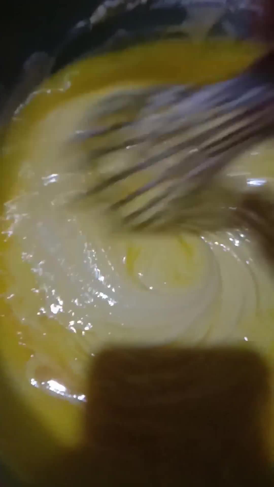 Foto langkah ke 2 dari resep Kue cubit empuk.