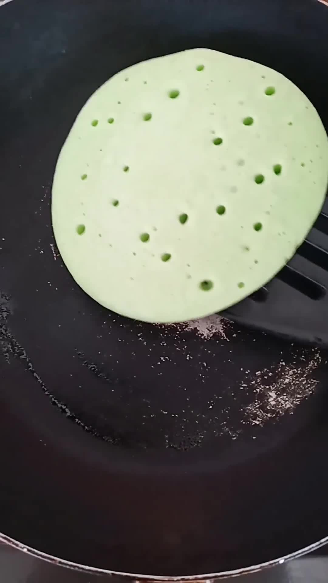 Foto langkah ke 7 dari resep Klepon Pancake Pandan.