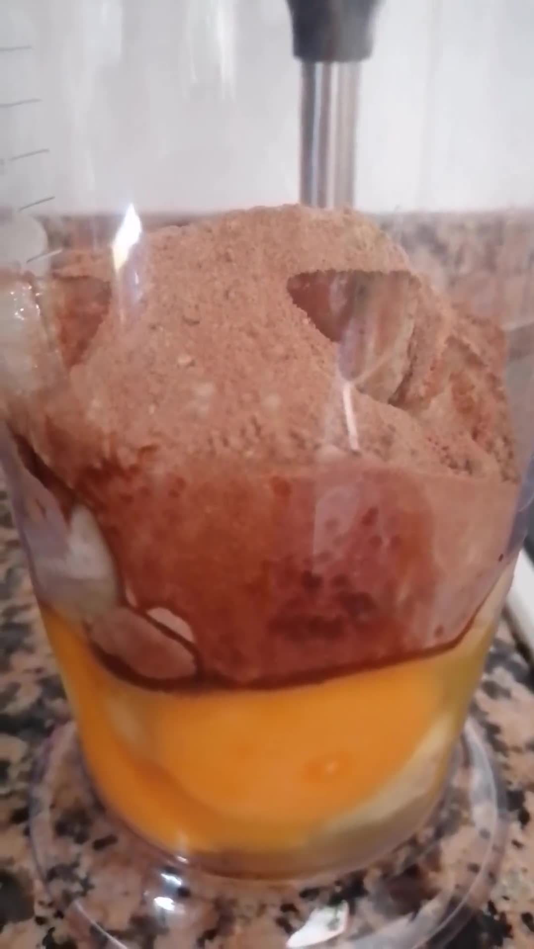 Foto del paso 1 de la receta: 356. Mini Bizcocho de plátano y cacao sin grasa