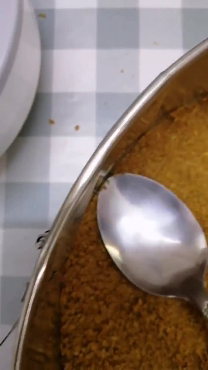 صورة لخطوة 3 من وصفة تشيز كيك اللوتس 🥮🥧