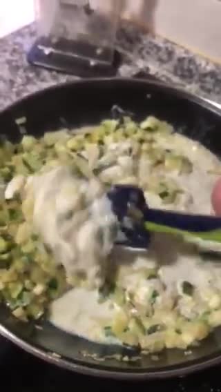 Foto del paso 5 de la receta: Gratén de calabacín, pollo y bacon