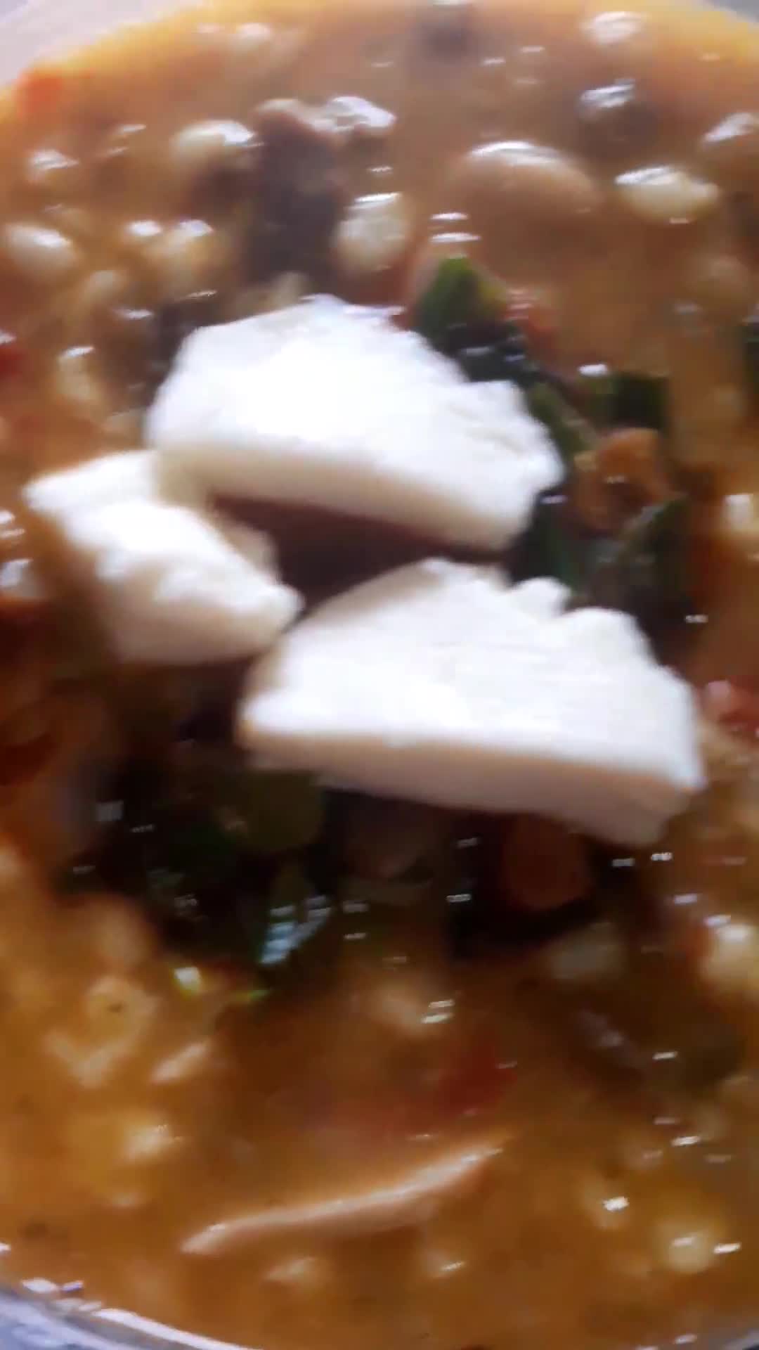 Foto del paso 11 de la receta: Locro de maíz blanco y porotos