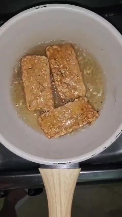 Foto langkah ke 4 dari resep Pampis Tuna Steak Khas Manado.