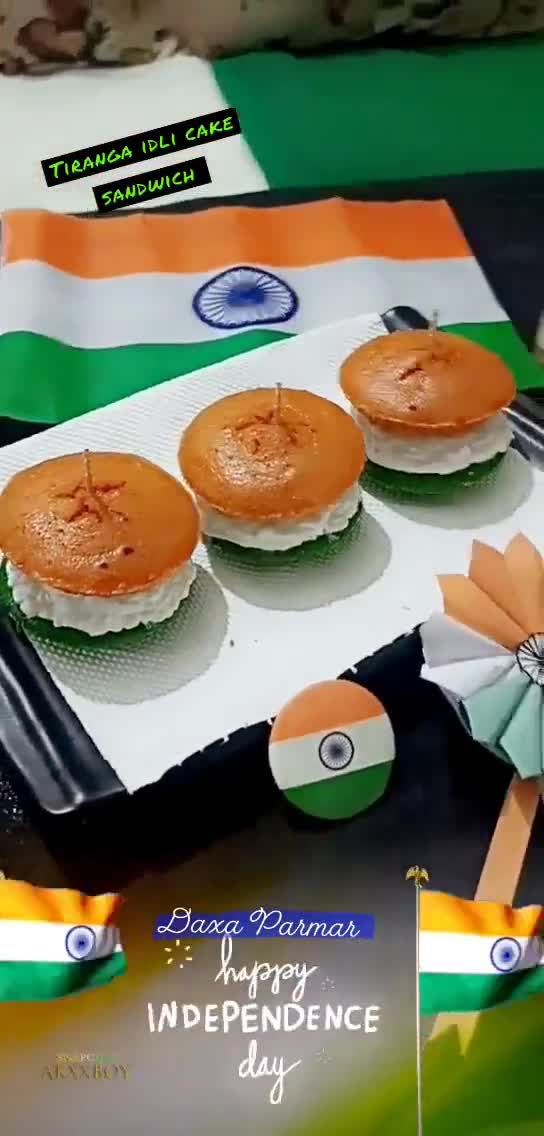 A picture of step 11 of Tiranga Idli Cake Sandwich.