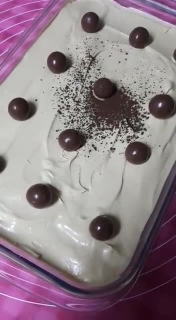 صورة لخطوة 3 من وصفة كيكة النسكافيه الباردة