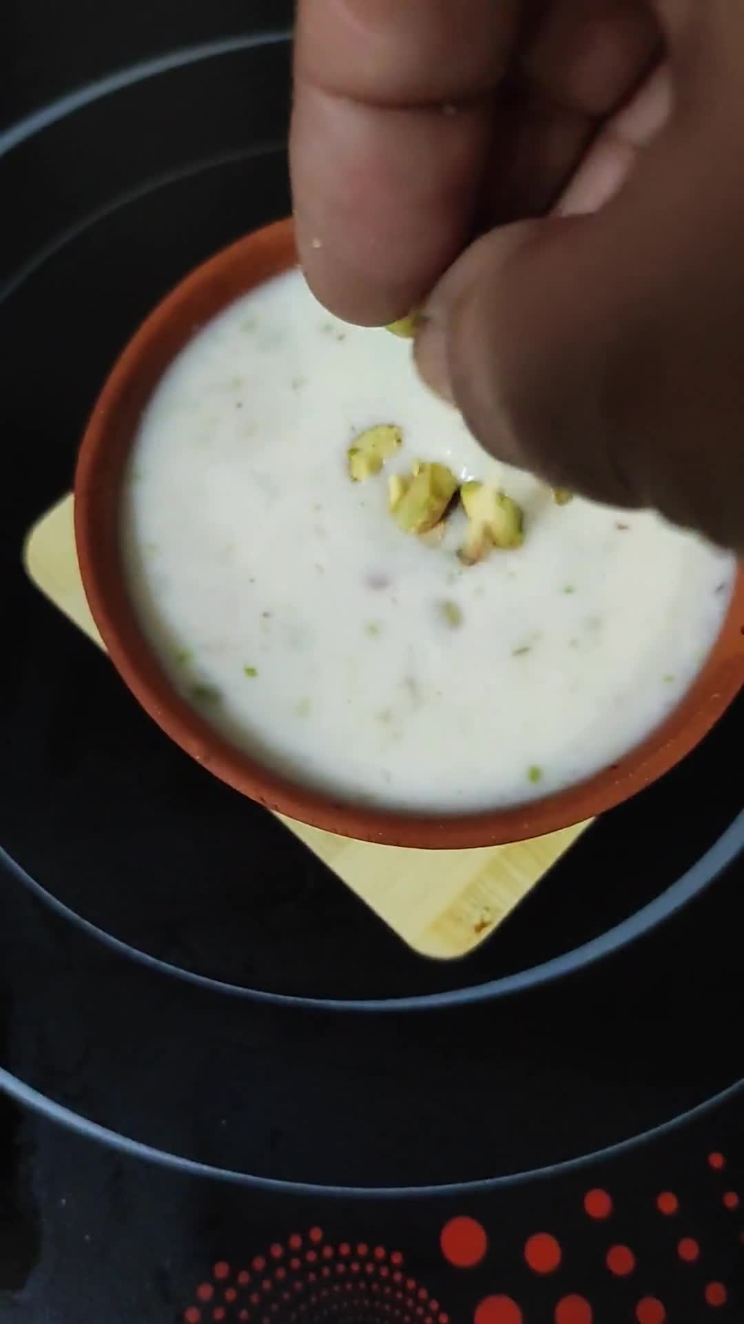 पिस्ता साबूदाना खीर (Pista Sabudana Kheer Recipe in Hindi) रेसिपी चरण 4 फोटो
