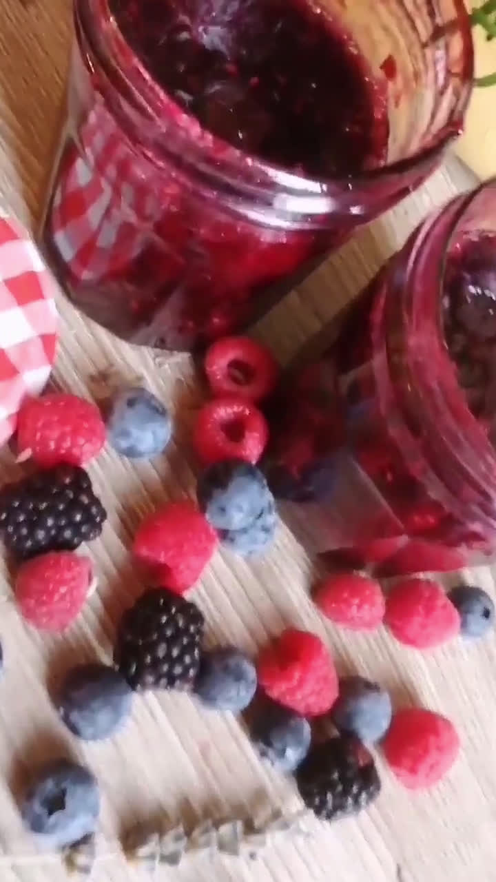 Une image de l'étape 9 de Confiture fruits rouges romarin.