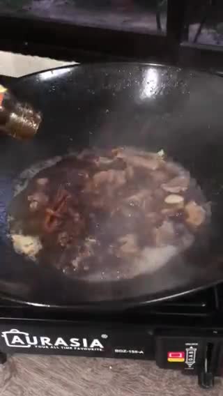 Gambar langkah 3 resipi Daging Lada Hitam Sweet Basil.