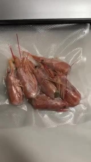 Foto del paso 1 de la receta: Fideuà de pulpo verduritas, garbanzos y hierbabuena, facilísima!