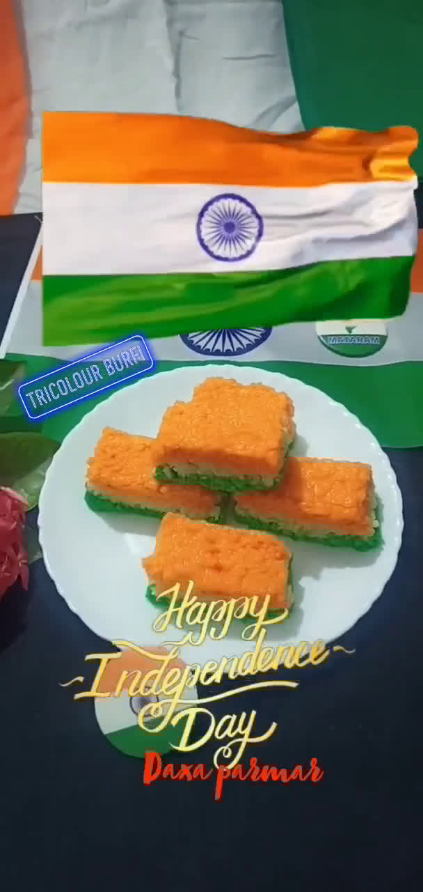 તિરંગા બરફી (Tricolour Barfi Recipe In Gujarati) રેસીપી સ્ટેપ6ફોટો