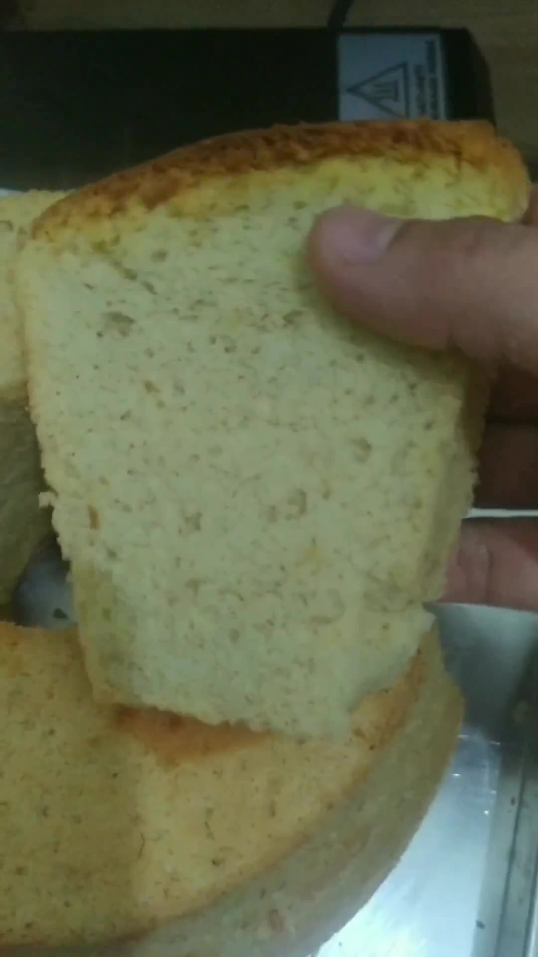 Foto langkah ke 5 dari resep Banana chiffon 🍌.