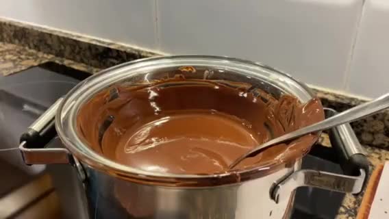 Foto del paso 6 de la receta: Bombones rellenos con crema de chocolate