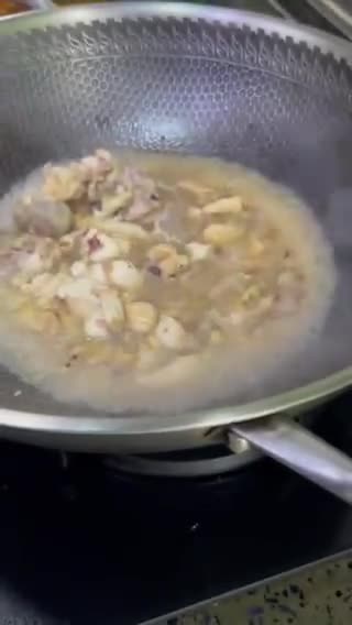Gambar langkah 2 resipi Mi Goreng Kicap Tak Pedas (Tanpa Cili).