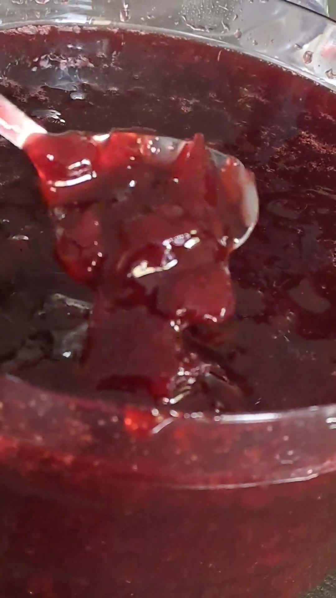 عکس مرحله 5 از دستور مربای آلبالو بدون هسته گیری اولیه