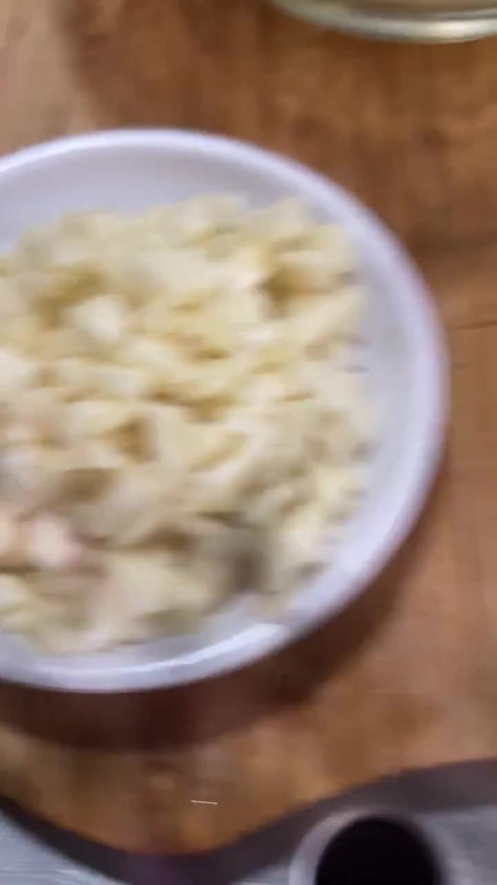 Foto del paso 2 de la receta: Sabor a mi: Salmón 🍣 con ajo