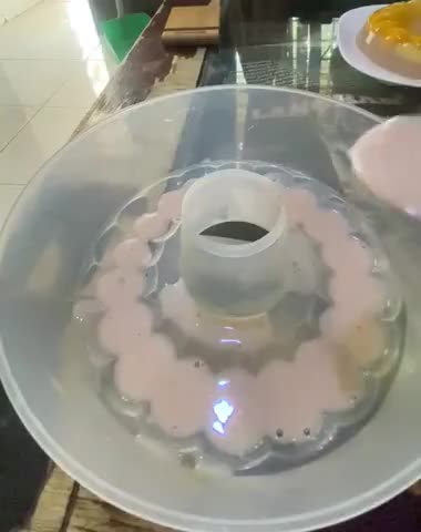 Foto langkah ke 5 dari resep Puding Kaca Buah.